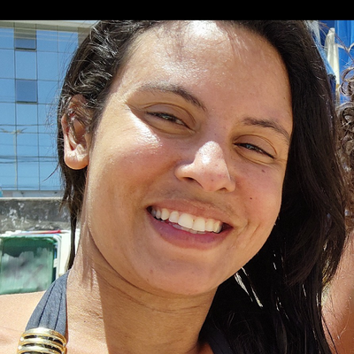 Débora Luiza
