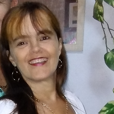 Elaine De Araújo Garcia de Mello 