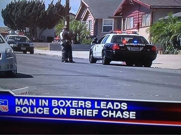 IE TT
POLICE ON BRIEF CHASE