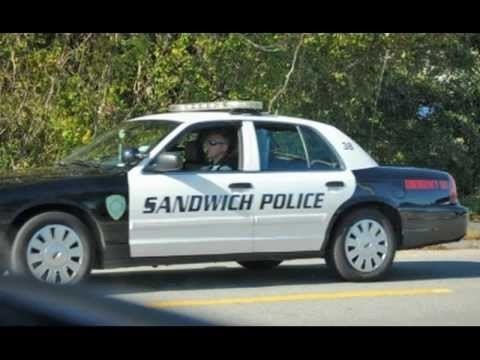 (

 

| } SANDWICH POLICE

he
Bae