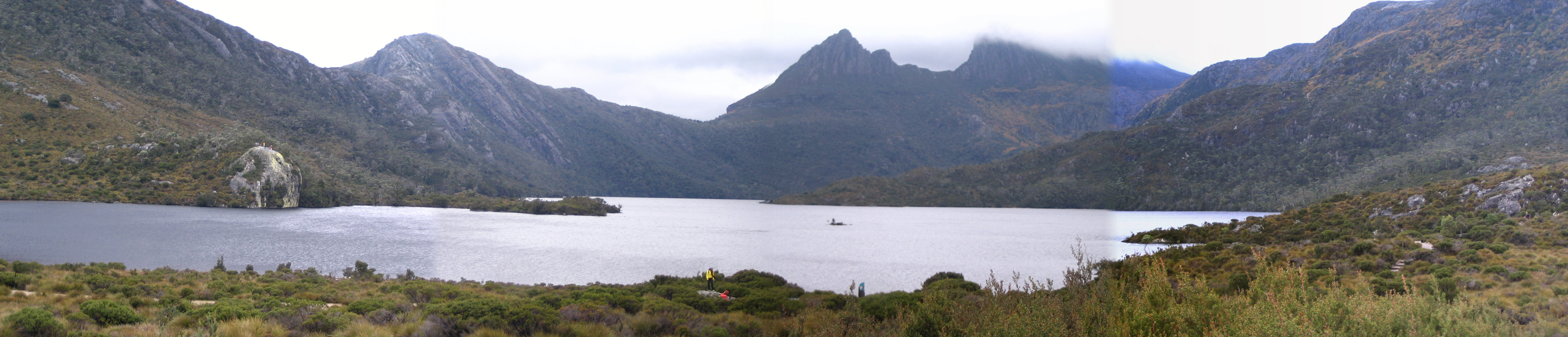 Dove Lake at the foot of Cradle Mountain - ”

 

A

 

i
