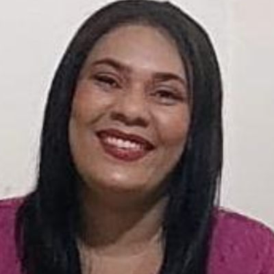 Sheila Maria  Santos Batista Gomes 