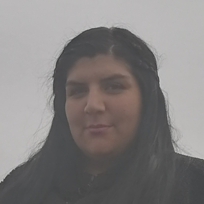 Yessenia Stefani  Alcorce Morales 