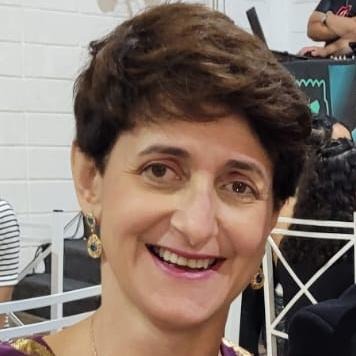 Luciana Silva de Oliveira