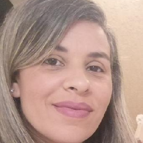 Fernanda  Caldas 