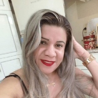 Fabiana  Souza 