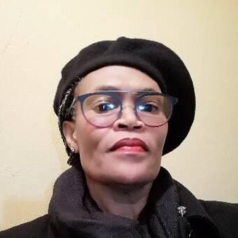 Yvonne Zuziwe  Bushingi 