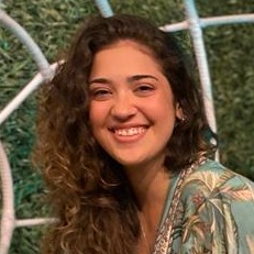Giovanna  Candeira Cistaro 