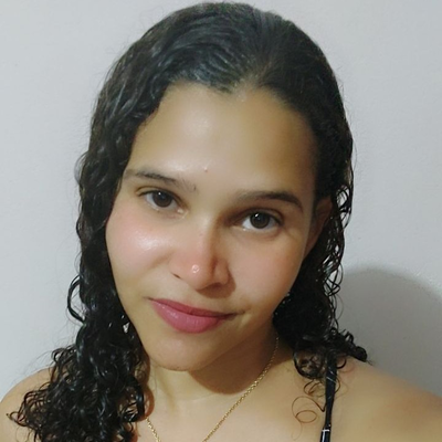 Juliana  Souza 