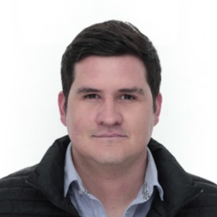 Carlos Alvarez