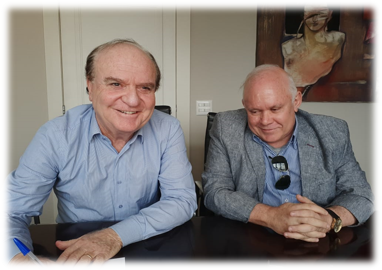 (*) Rowan Pedro de Araujo - Graduado em Administragdo. Consultor
e Conselheiro Independente. Diretor e Vice Presidente dos
Conselhos Empresariais de Mineragdo e Siderurgia e do Agronegécio
na ACMinas - Associagdo Comercial e Empresarial de Minas.
Ambientalista, educador. Presidente interino da ASMAGS -
Associagdo Mineira do Agronegoécio Sustentavel. Membro do
Conselho de Administragdo da Costa & Faber, proprietario da RA
Business to Business - Proprietario da RA Tecnologia. Fundador e
Diretor Presidente do IDIS Instituto Ivone Di Spirito, destinado a
ajudar criangas com sindrome de down, APAE’S e Equoterapia -
Fundador da UNIDIS Universidade Corporativa Virtual.
&
IDIS INSTITUTO IVONE DI SPIRITO - UNIDIS - UNIVERSIDADE
CORPORATIVA VIRTUAL- FUNDADORES —- ROWAN PEDRO DE ARAUJO -
ADMIN ISTRAGCAO ANA GAVINHO - M.CONCEIGAO SPIRITO, LEILA DI SPIRITO