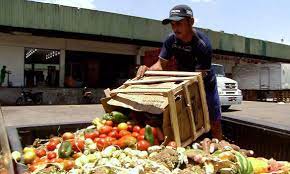 Supermercados desperdiçam R$ 3,9 bi em alimentos por ano, diz Abras |  Agência Brasil