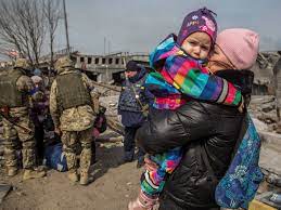 Ucrânia: mais de 210 crianças já morreram na guerra com a Rússia