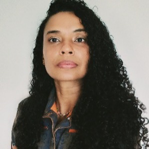 Adriana Santos Pinheiro 