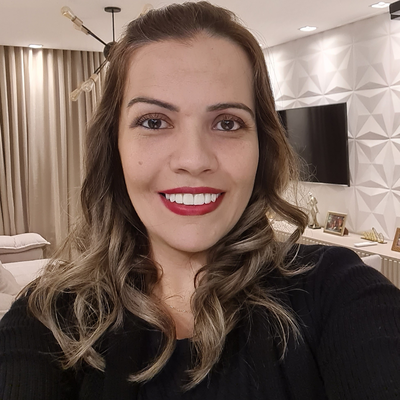 Luciana Ferreira Gonçalves Abade