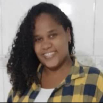 Naiara  Carvalho de Oliveira Souza