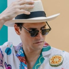 Adrián González