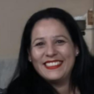 Andrea Glória Vieira