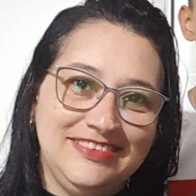 Elisangela Correa