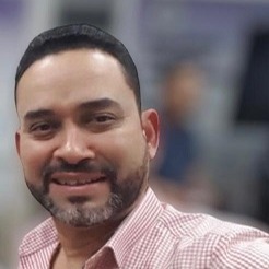 Luis Sandoval