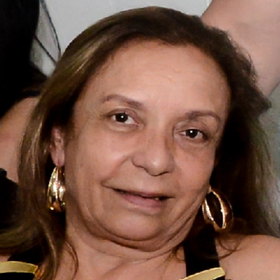 Claudia  Duarte 