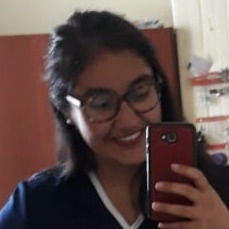 Julia Véjar Arenas