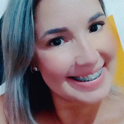 Angélica  Freitas Pereira 