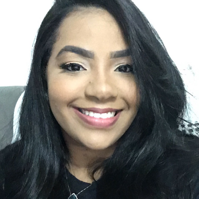 Larissa  Santana 