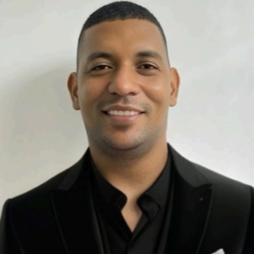 Oscar Ramírez