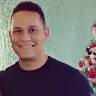 Augusto Cezar Santana de farias