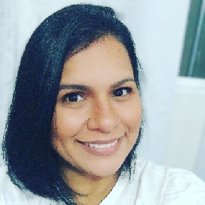 Adriana Coutinho dos Santos 