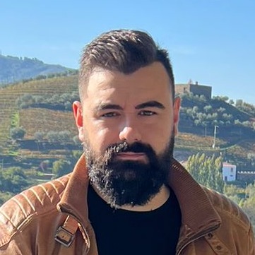 Luis Oliveira