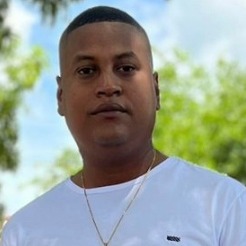 Luis Carlo Frias Buelvas