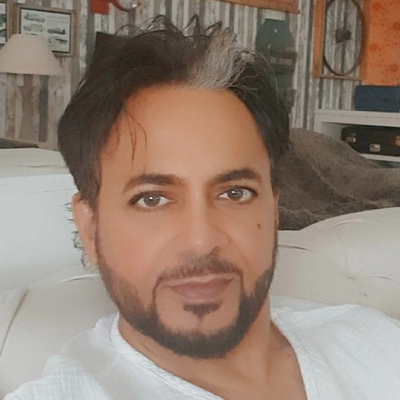 Dr Faisal Almutawa
