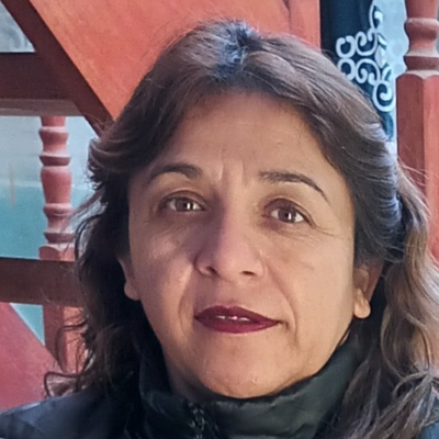 Claudia  Alvarez 