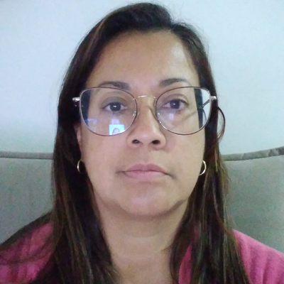 Andréa Ruth  Gomes Ribeiro 