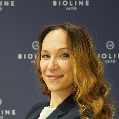  Cristina Burghiu