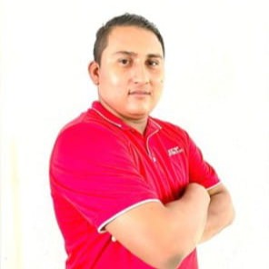 Cesar Torres