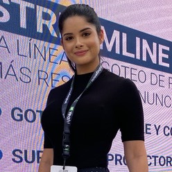 Víctoria  Pineda 