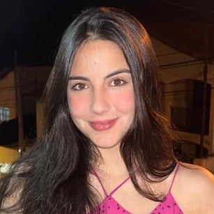 Lívia Dias