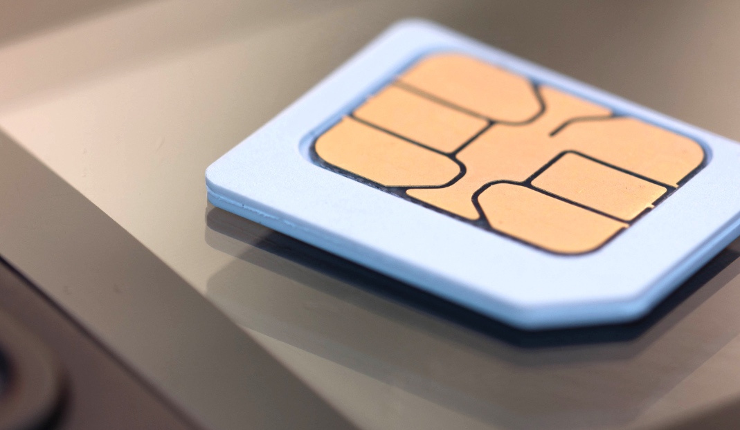 Poe to Pinoys: Enlist your SIM cards now