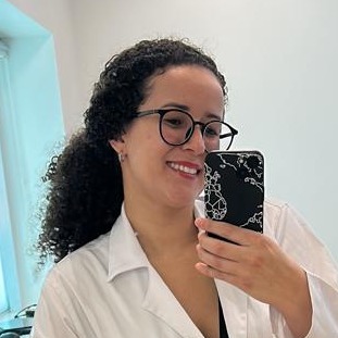 Adriely Cavalcante