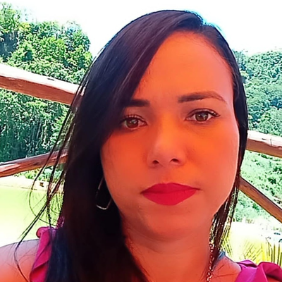 Juliana  Santos Nunes 
