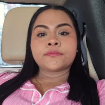 Aylin Cruz