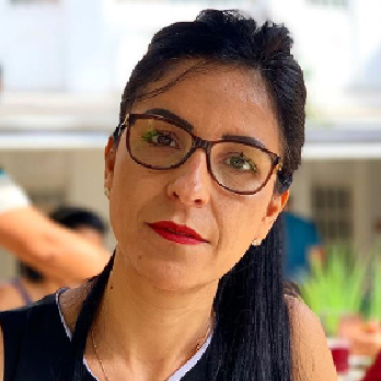 Luciana Silva de Mello Teixeira
