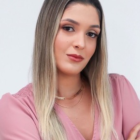 Aline  Ferreira