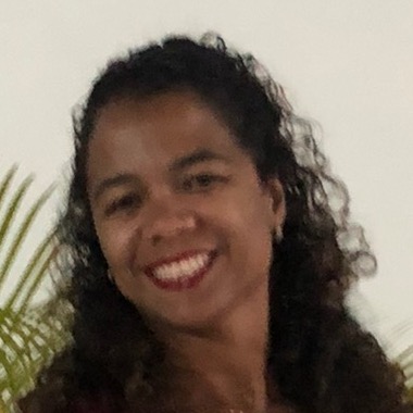 Simone Santos 