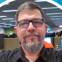 Marcos B Carvalho