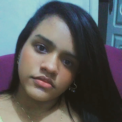 Larisa  Oliveira Almeida 