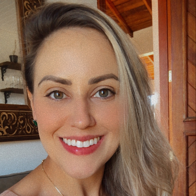 Jessica  Vanessa Machado de Borba 